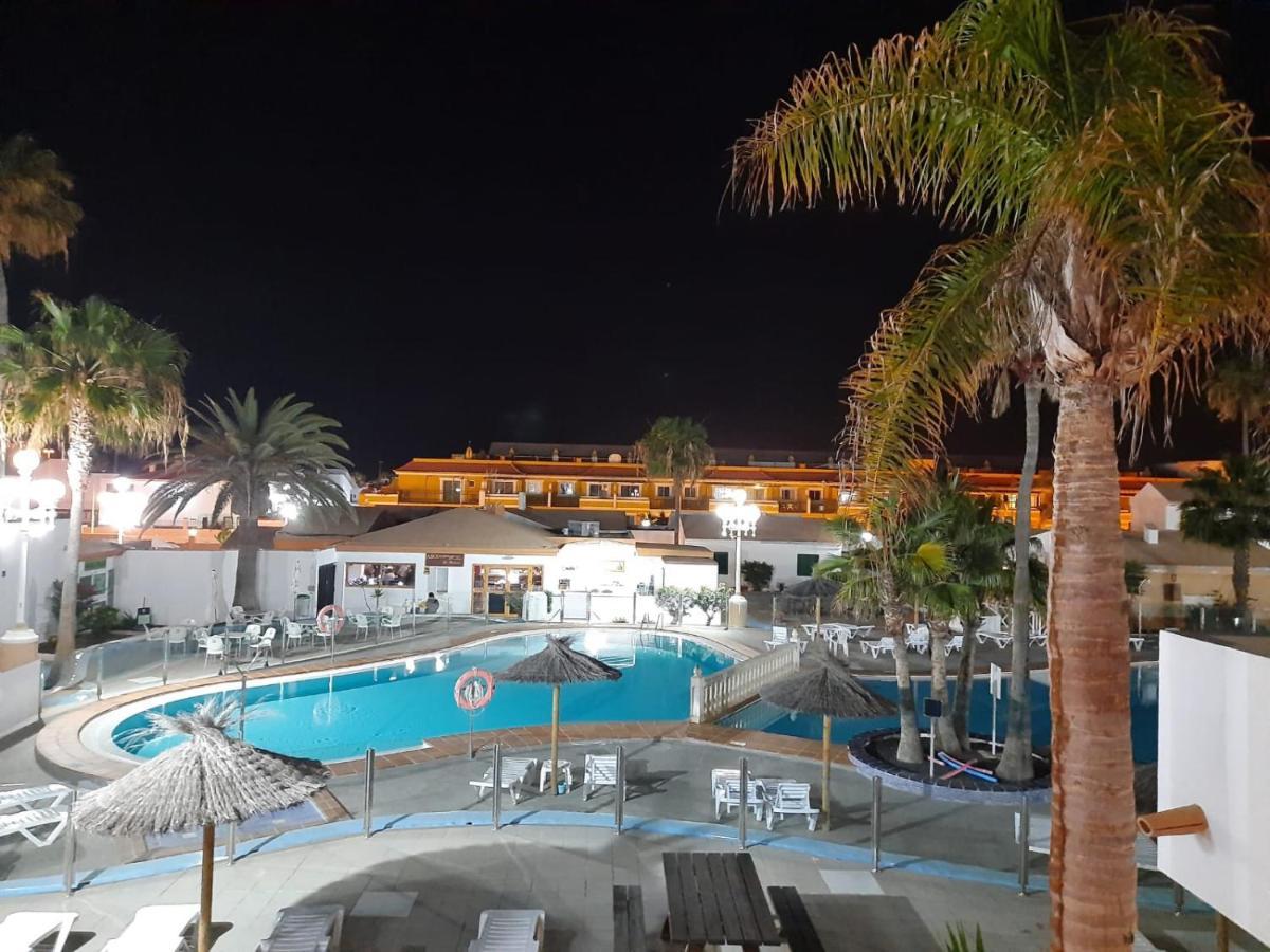 Castillo Holiday Apartament- Puerta Del Sol 191 科斯塔卡莱塔 外观 照片